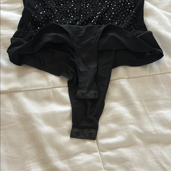 Black sheer sparkly Long Sleeve Bodysuit by Windsor size medium NWT - Picture 6 of 8